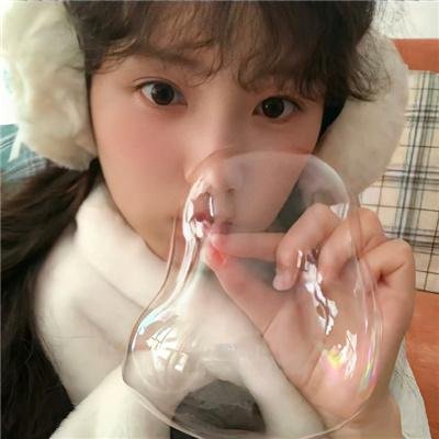 海边的白房子